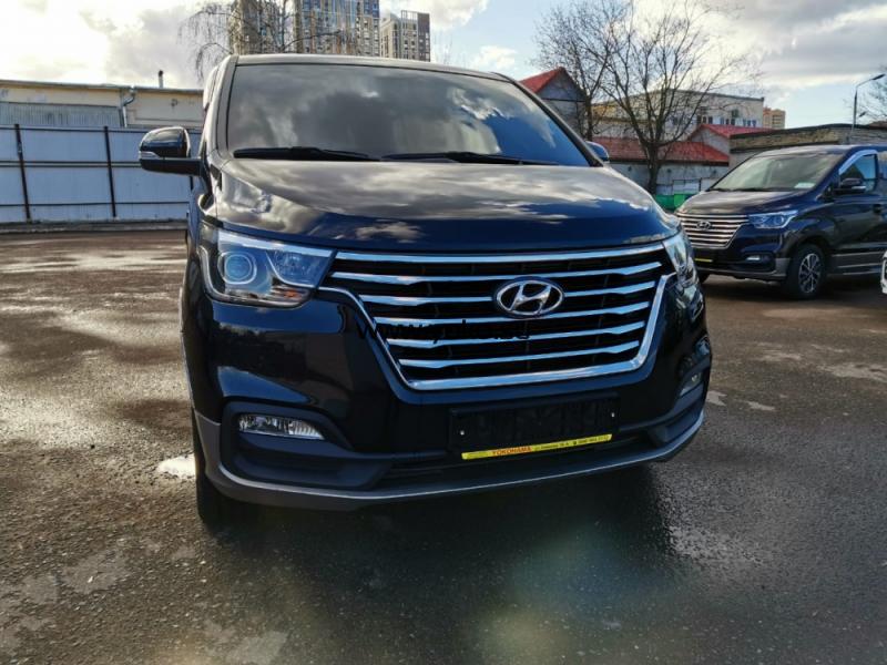 6812 Hyundai Grand Starex Urban Exclusive 2018 4WD 6812 Hyundai Grand Starex Urban Exclusive 2018 4WD