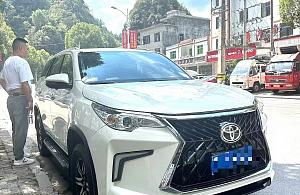 Toyota Fortuner (     ,   )