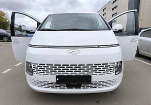 1256 HYUNDAI STARIA ТУРЕР 4ВД