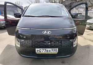 5823 HYUNDAI STARIA   