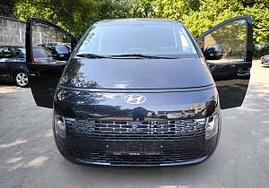 0543 HYUNDAI STARIA салон трансформер ТУРЕР 4WD