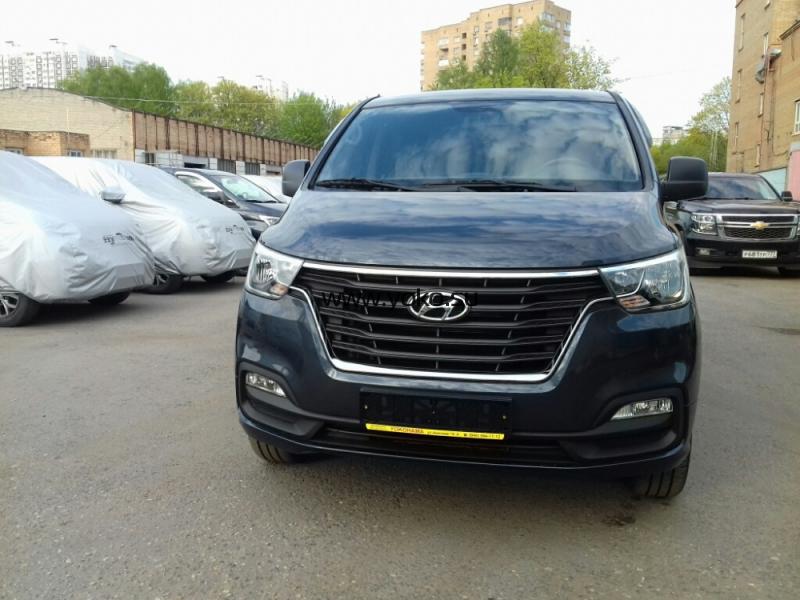 6190 HYUNDAI GRAND STAREX Modern 4WD 6190 HYUNDAI GRAND STAREX Modern 4WD